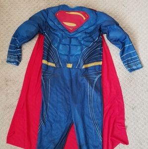 Boy's Justice League Superman Costume (child size M)